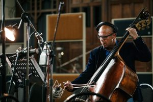 spitfire-audio-solo-strings-bass-player