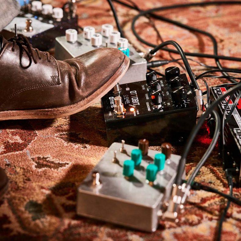 spitfireaudioambientguitarsfxpedals