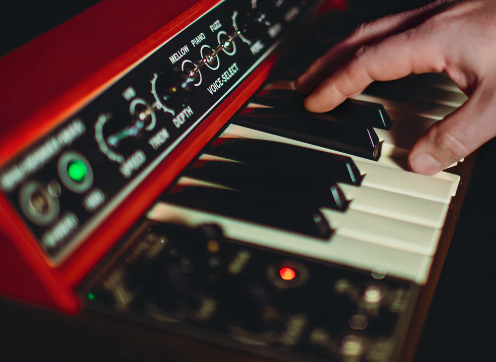 Heavyocity Convergence analog source recordings and hardware synth material